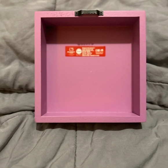 Pink Hello Kitty wooden wall hanging. 5x5". Pink with image of Hello Kitty. NEW! - Picture 5 of 6